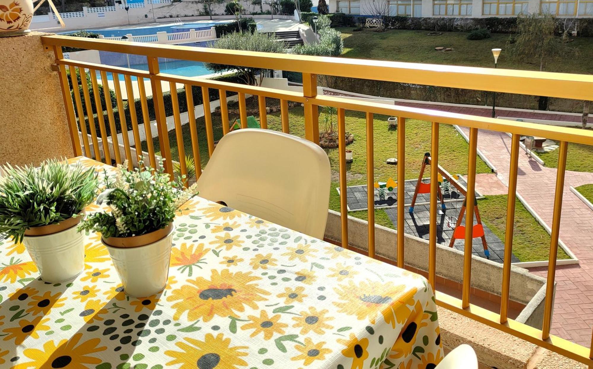 Luminoso Apartamento En Salou Con Terraza Y Parque Infantil Ideal Familias Экстерьер фото